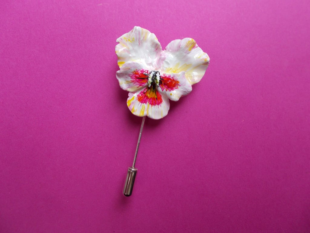 PINK PANSY PIN Viola 3D Clay Remembrance Lapel Flower Pin HANDMADE HANDPAINTED