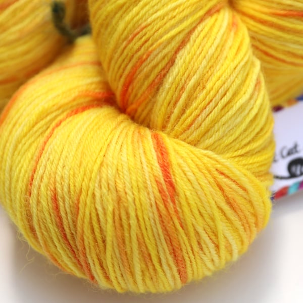 SALE: Here comes the sun - Superwash Bluefaced Leicester 4 ply yarn