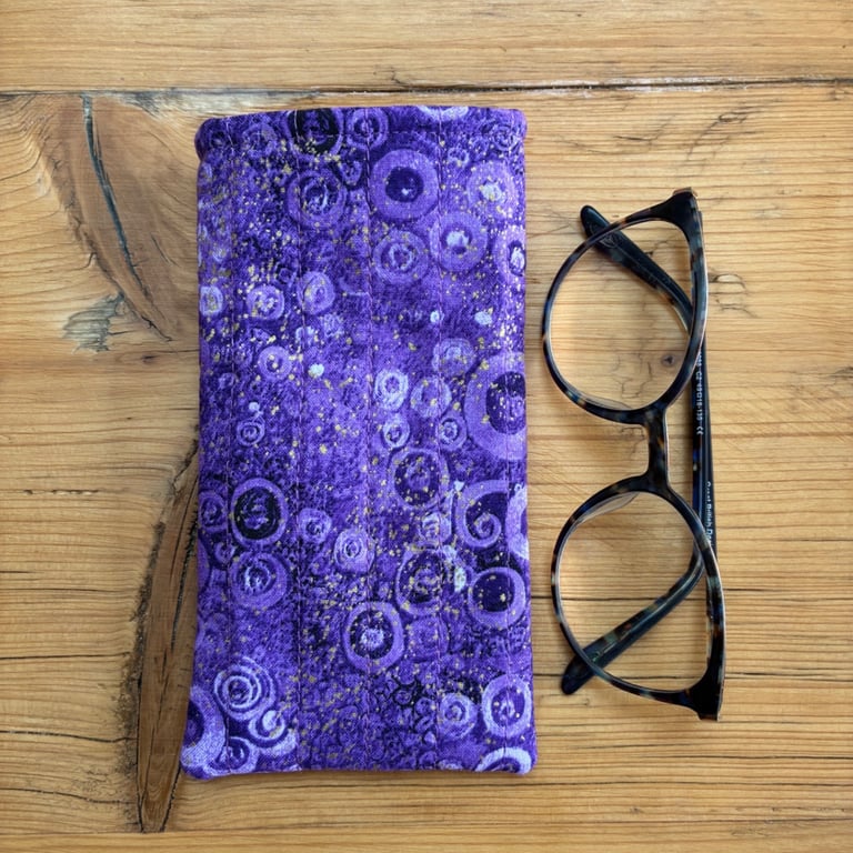 Purple Circles Print Quilted Fabric Glasses Case