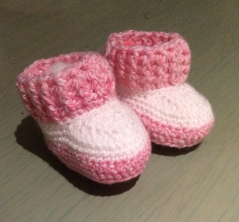 Gorgeous Crochet Booties 
