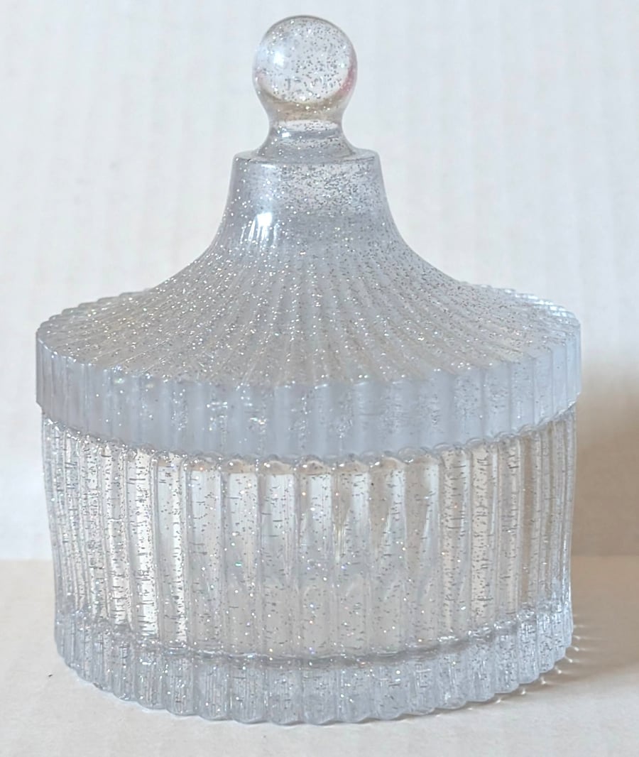 Small Fluted Resin Jar with Sparkle