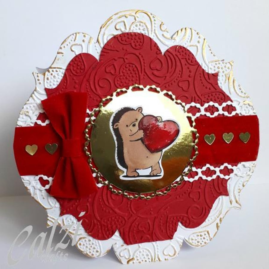 Fancy Shaped Easel Style Hedgehog Valentine Card (5)