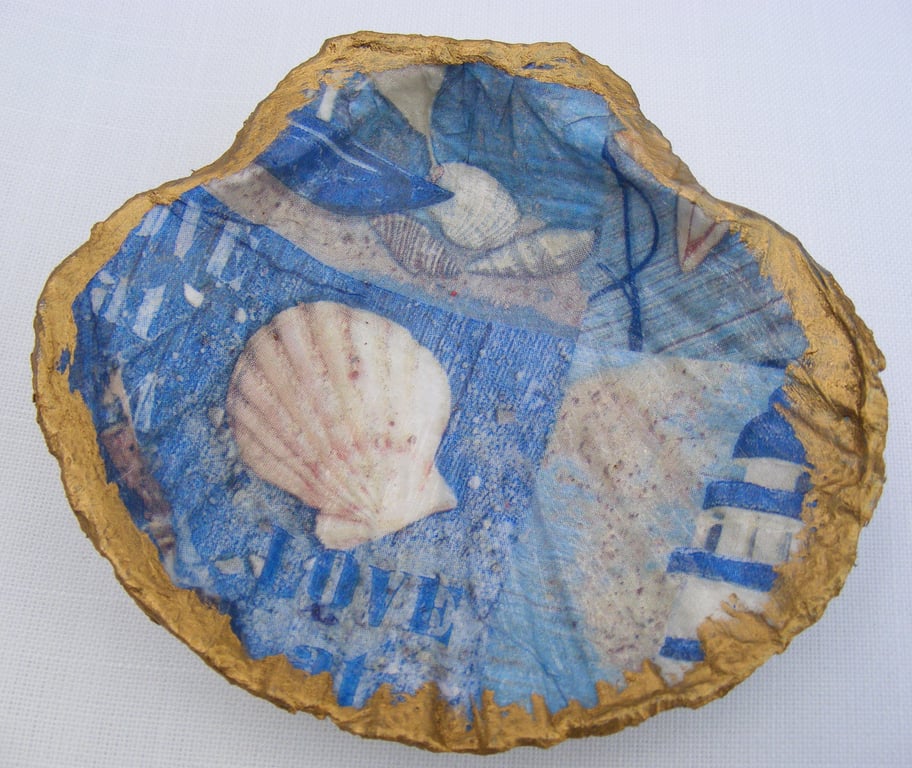 Decoupaged sea shell trinket dish