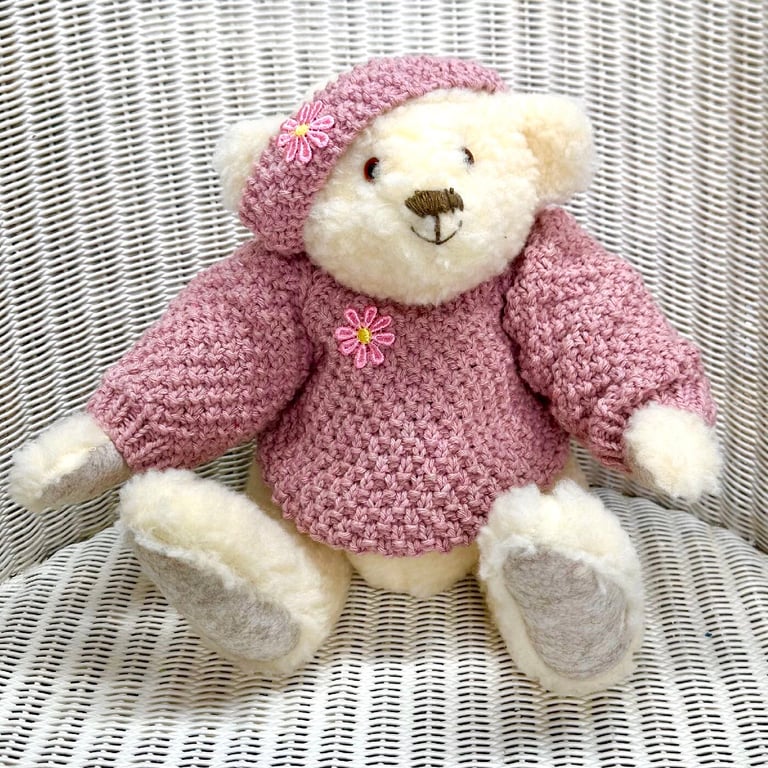 Polly: Dressed Artist Bear 33cm (13")