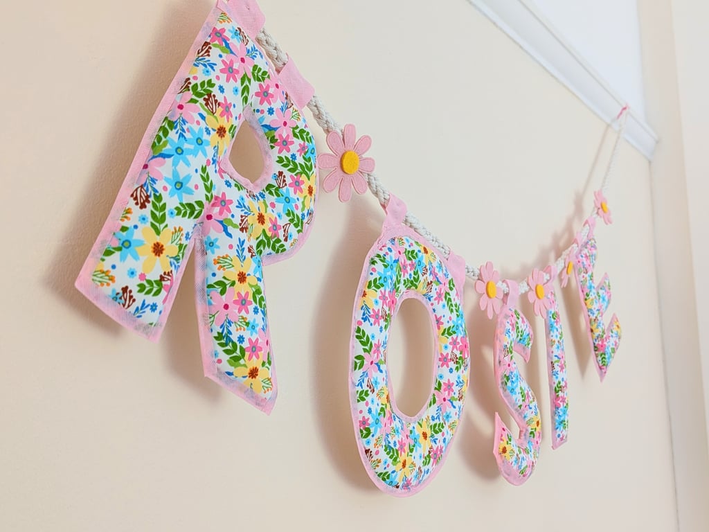 Personalised Daisy Name Garland - Pink Floral Nursery Decor - Flower Girl Gift