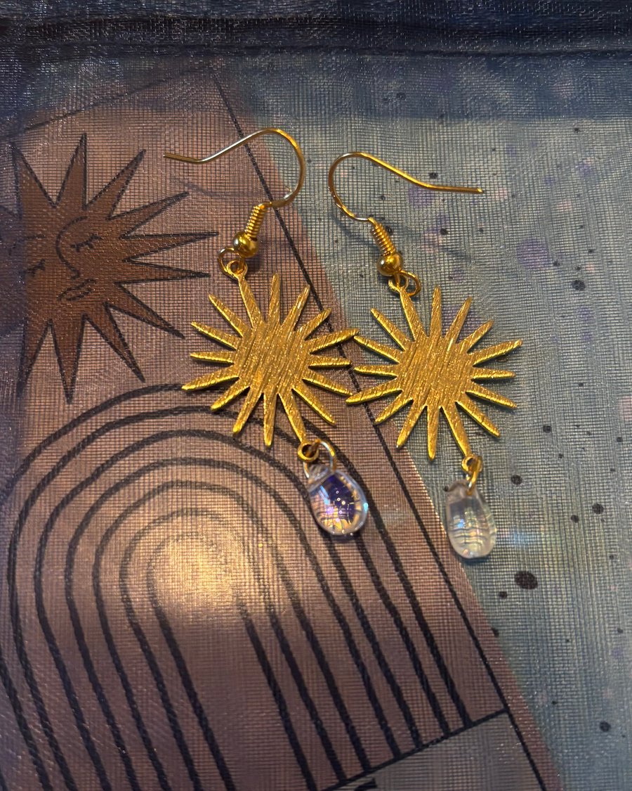 Sun burst dangle earrings