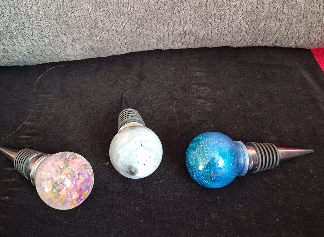 Handmade epoxy resin wine bottle stopper