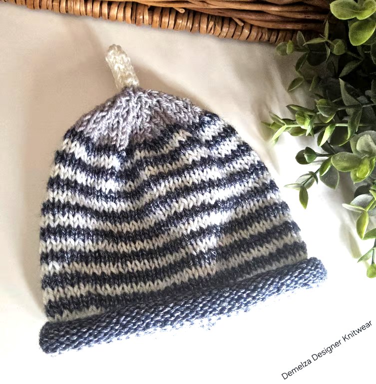 Baby Boy's 95% Merino Wool Rolled Beanie Hat 0-3 months size 