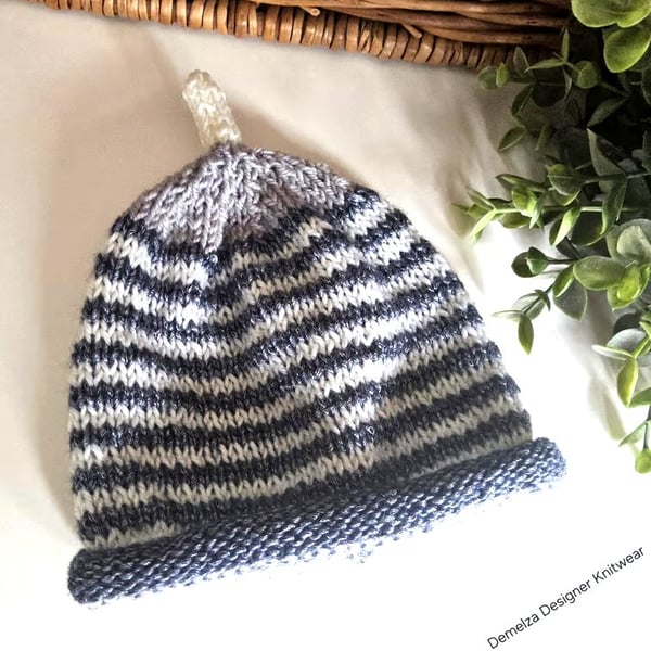 Baby Boy's 95% Merino Wool Rolled Beanie Hat 0-3 months size 