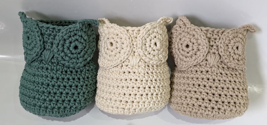 Crochet owl basket, plant holder, new home gift, owl container