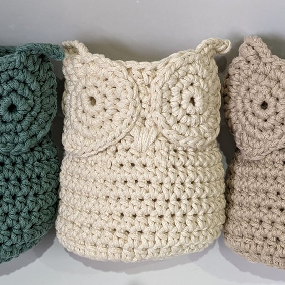 Crochet owl basket, plant holder, new home gift, owl container