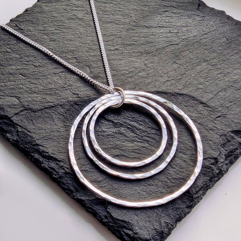 STERLING SILVER Trinity Hoop pendant