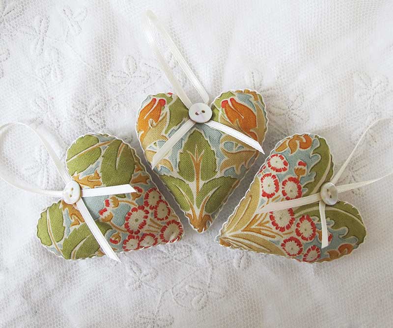 SET OF 3 CHARLES VOYSEY LAVENDER BAGS - HEART SHAPED