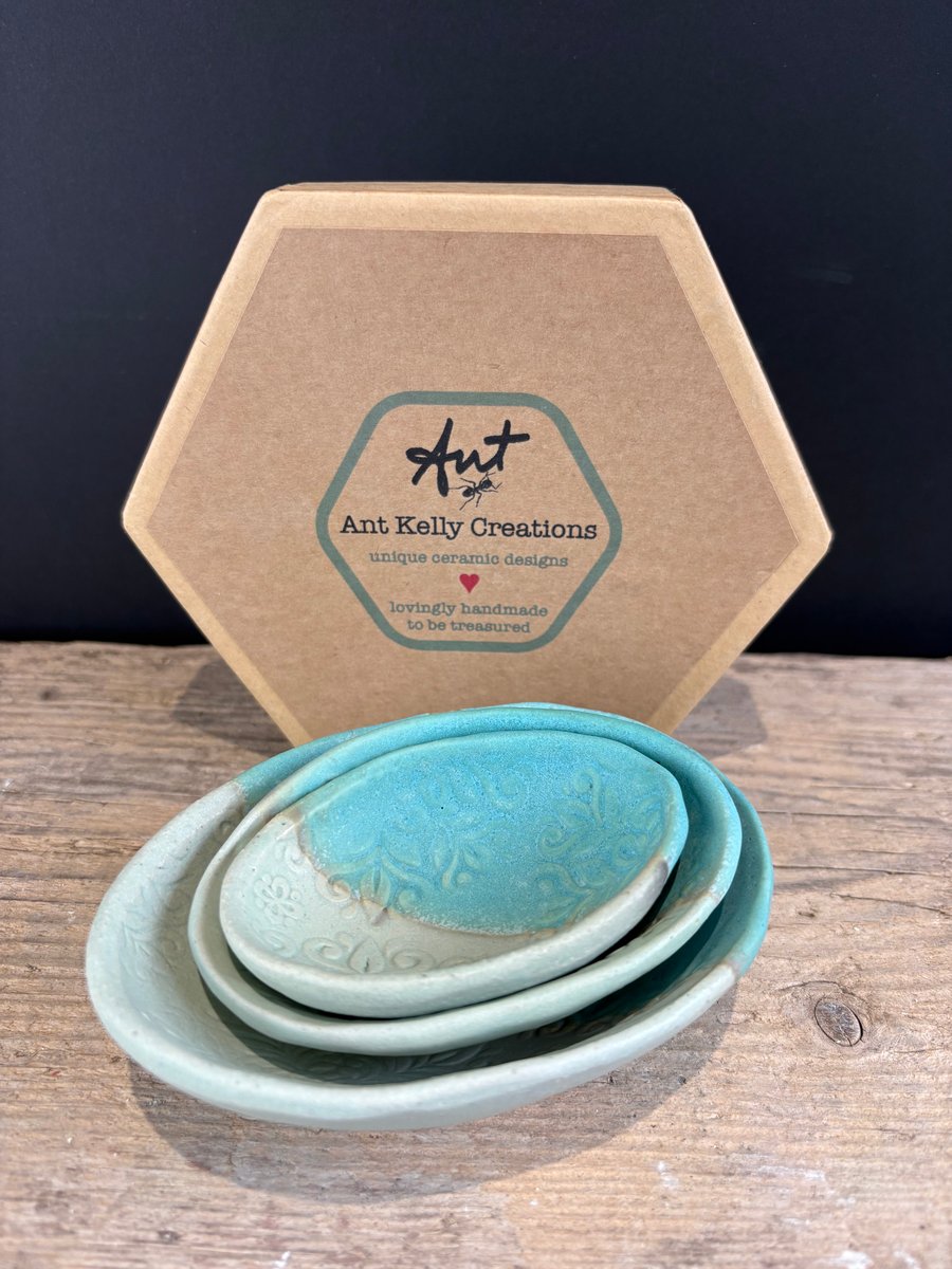 Glazed Ceramic Nesting Egg Dishes for Jewellery