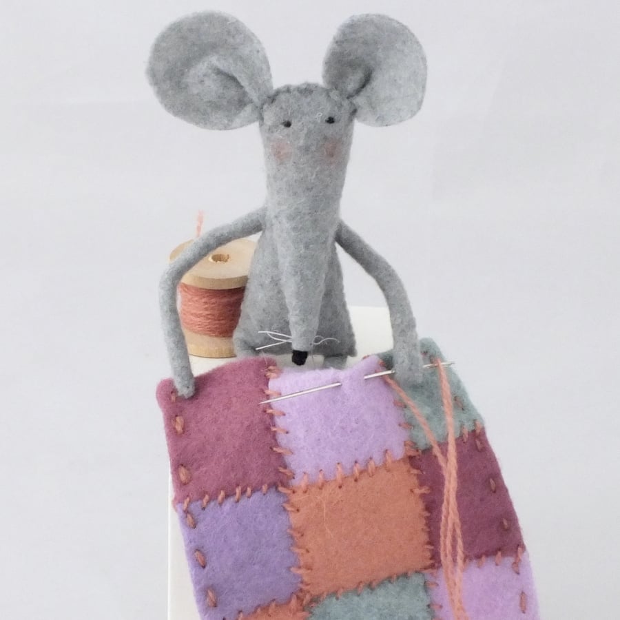 Sewing mouse
