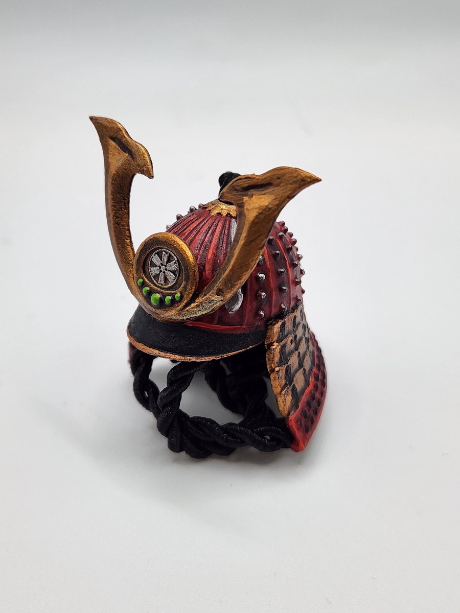 3D Printed Samurai Kabuto Helmet Rear View Mirror Charm Hand-Painted Car Interio