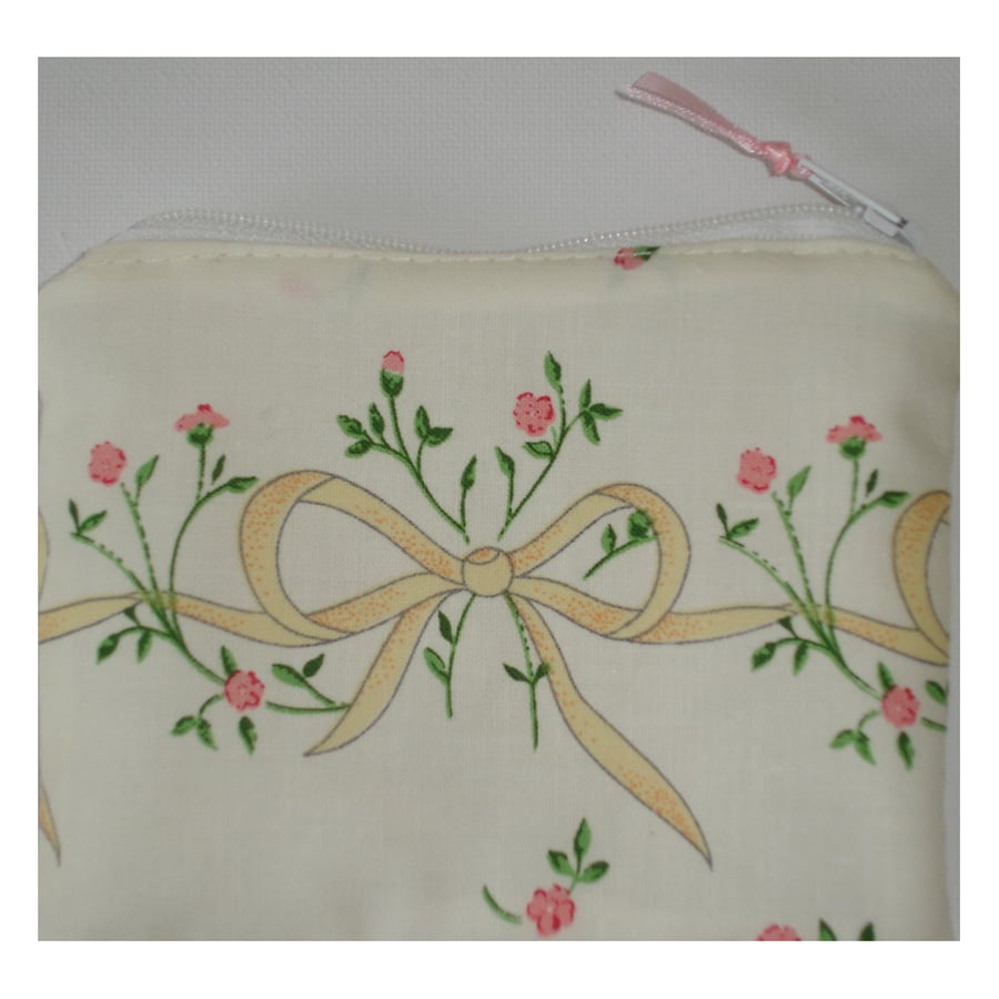 Zipped Coin Credit Card Size Purse Vintage Fabric Eternal Beau 1990s Wedding