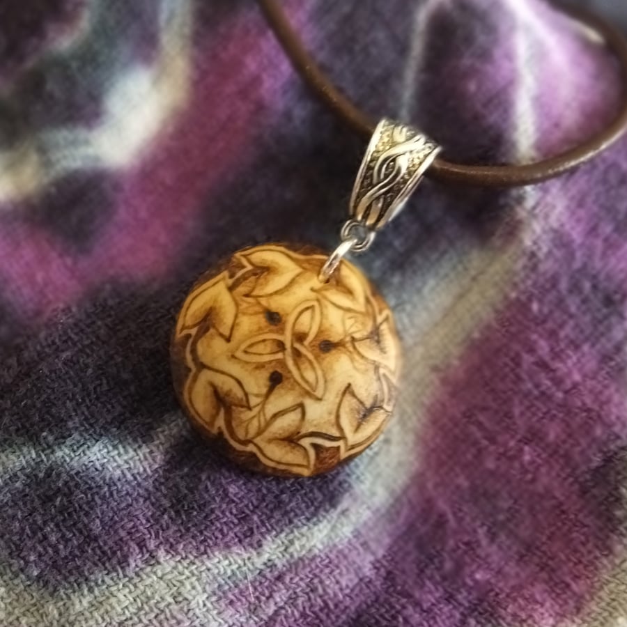 Ivy Triquetra Pyrography Wooden Pendant Necklace - Folksy