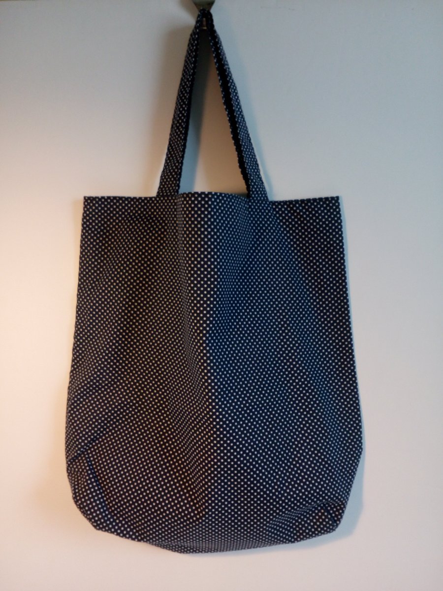 Tote bag, Fabric shopping bag, cloth bag, polka dot bag, reversible tote, dotty