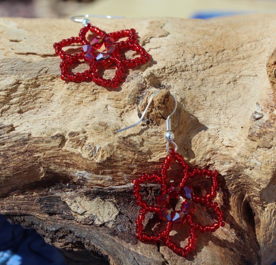 Red beaded flower earrings