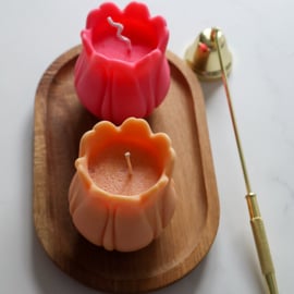 Tulip Candle