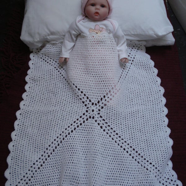 Pretty Pure White Crochet Blanket Ideal Gift For Baby Shower(R878)