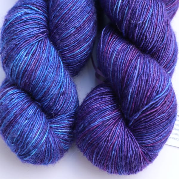 SALE: SPECIAL SECOND: Musical - Superwash merino-silk 4 ply weight yarn