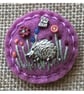 Felt hedgehog charm brooch badge - Image 1