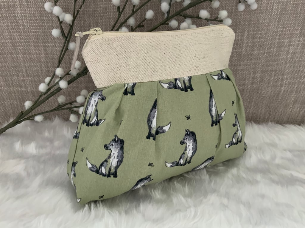 Pleated Cosmetic Bag, Zipped Purse, Make up Bag, Accessory Purse, Cosmetic Purse