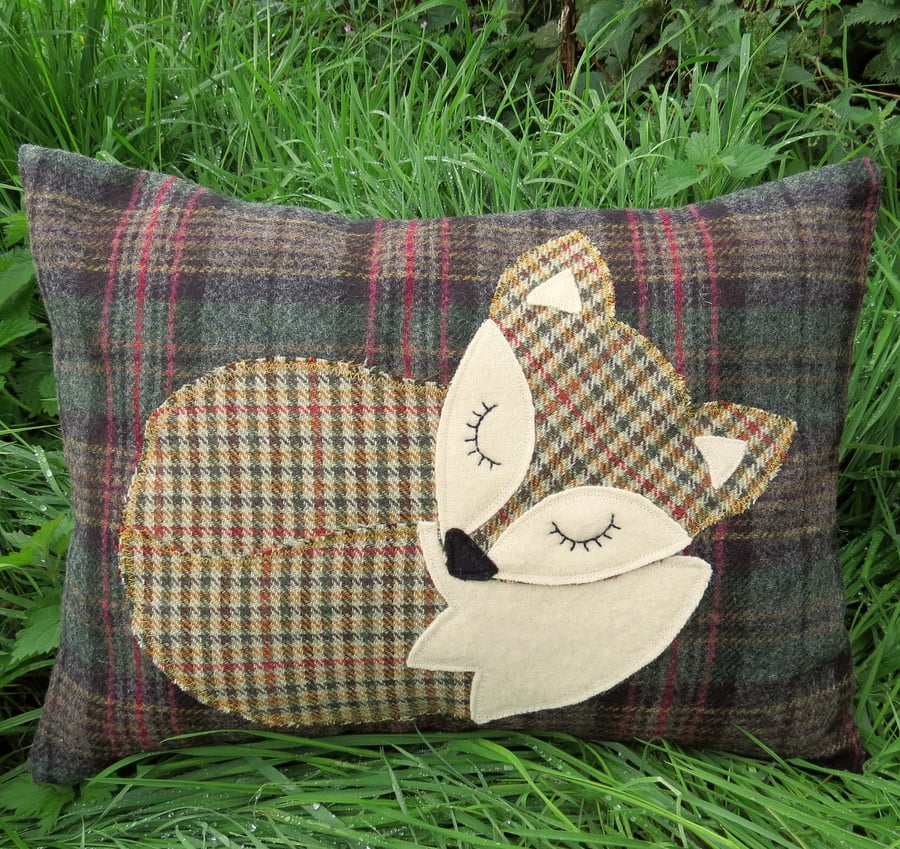 Fox cushion.  A wool cushion with a fox design.  Fox pillow.  With feather pad.
