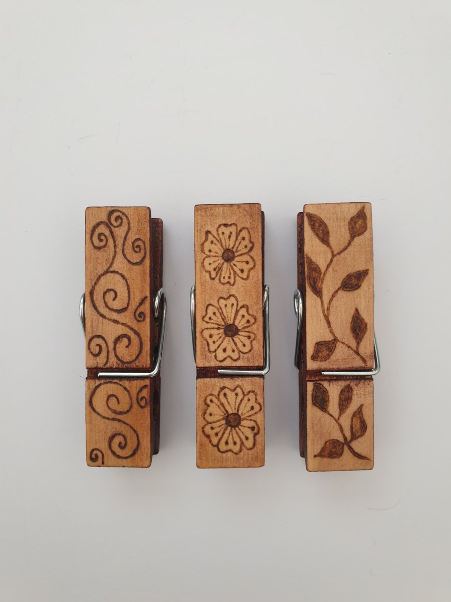  Peg fridge magnets wood burned pattern set of 3