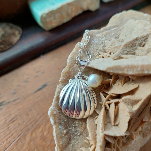 Sterling Silver Shell and Cultured Pearl Necklace