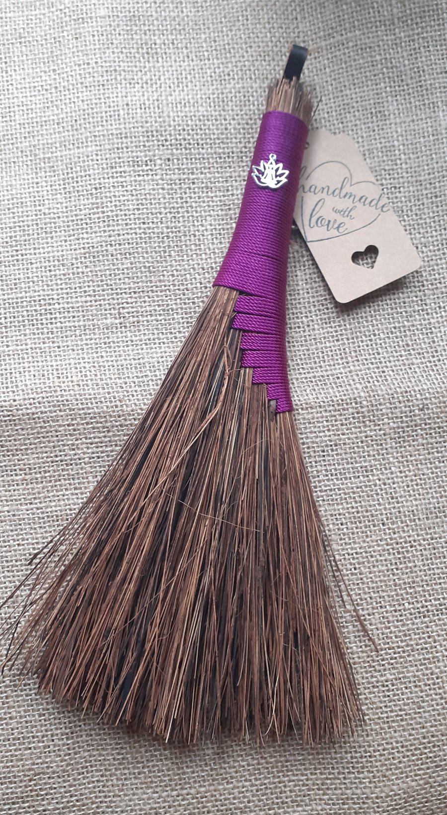 Handmade Handheld Natural Grass Brush