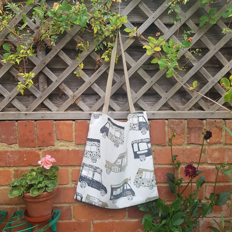 Tote bag; ice cream vans: fully lined with inside pocket 