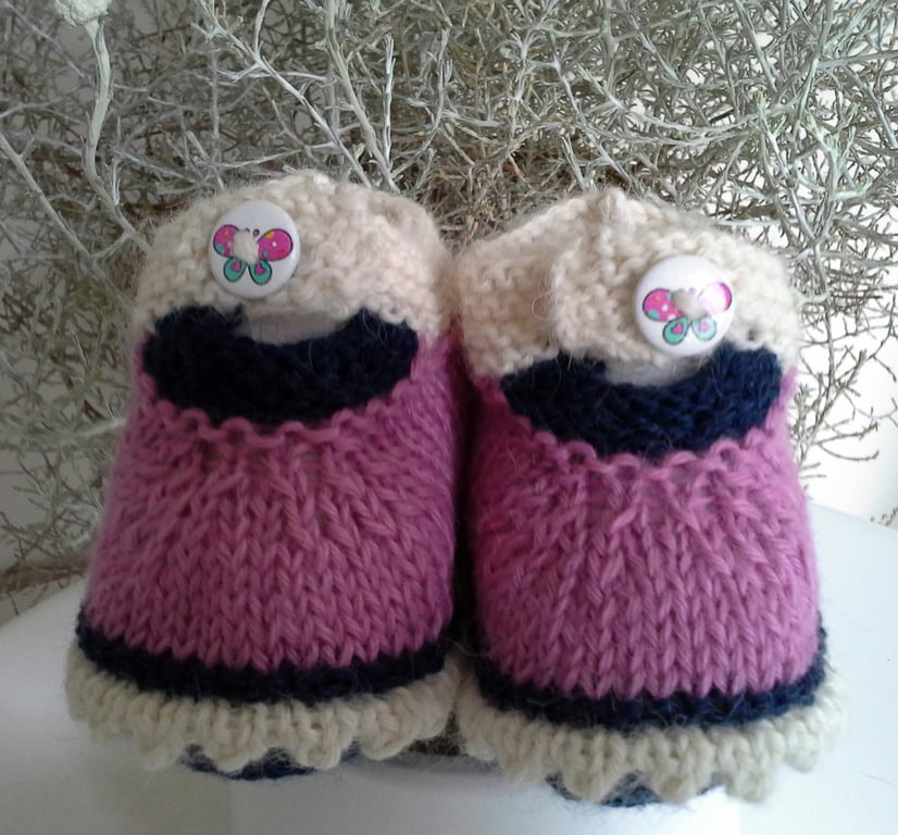 Designer Pure 'Baby Alpaca' Baby Shoes Hand Knitted  0-6 months