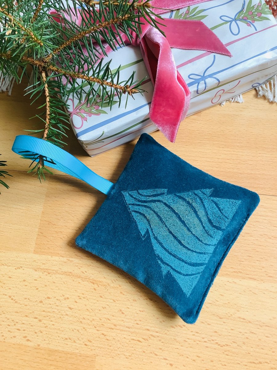 Velvet Lavender Sachet, Hand Printed Lavender Bag, Christmas Tree Ornament 
