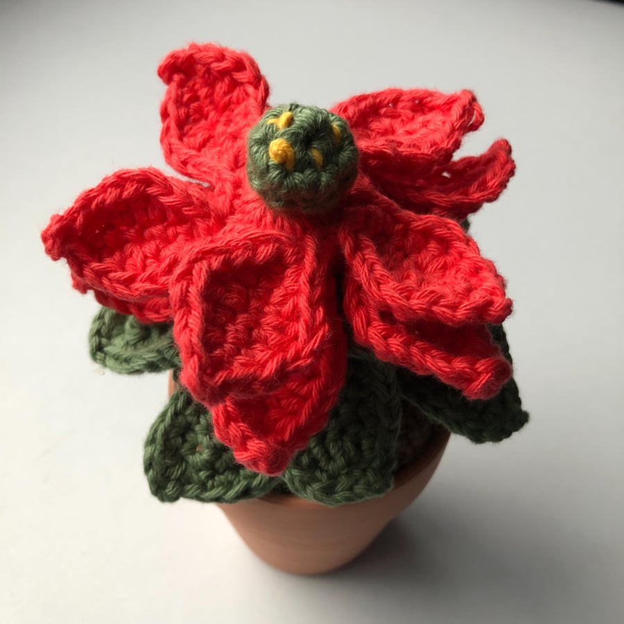 Poinsettia Crochet Plant, Red Christmas Flowers, Faux Flowers, Plant Pot