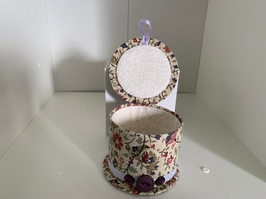 Button or Trinket Box