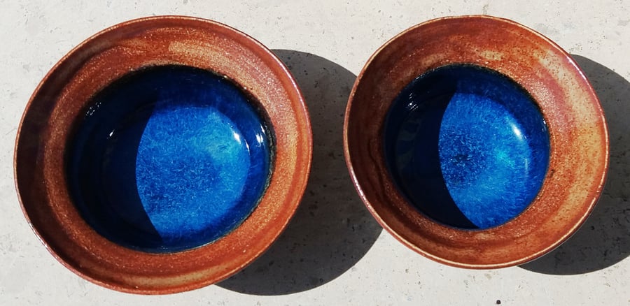 Nest of 2 delightful small bowls