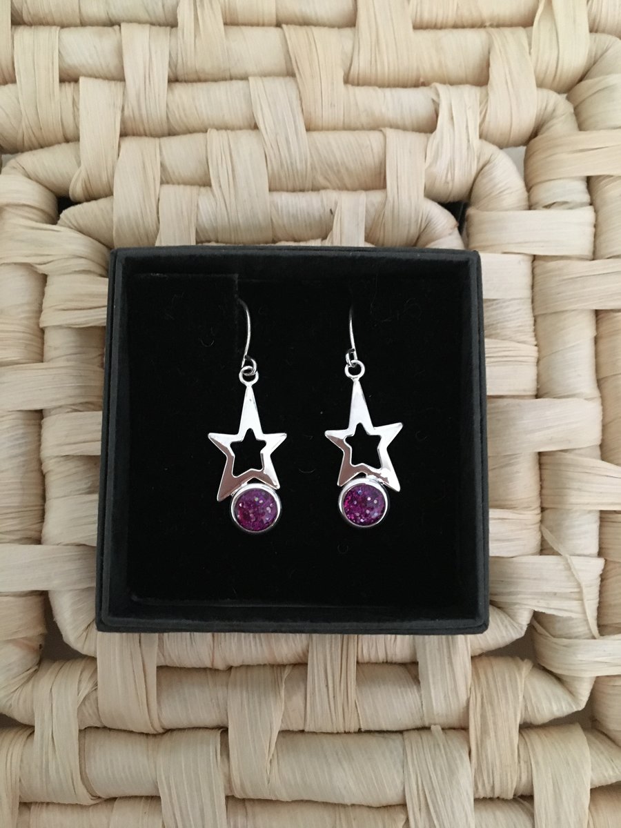Falling Star Earring in Mulberry Pink
