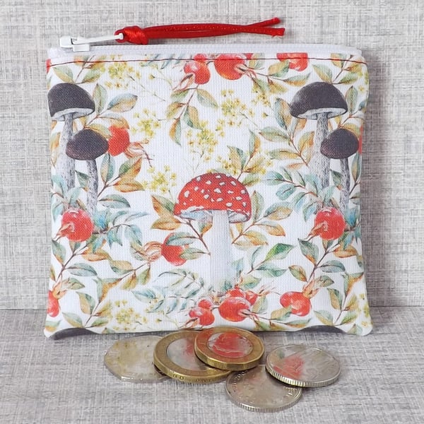 Coin purse, small purse, mushrooms, toadstools