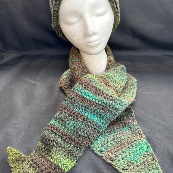 Crochet hat and scarf set. 