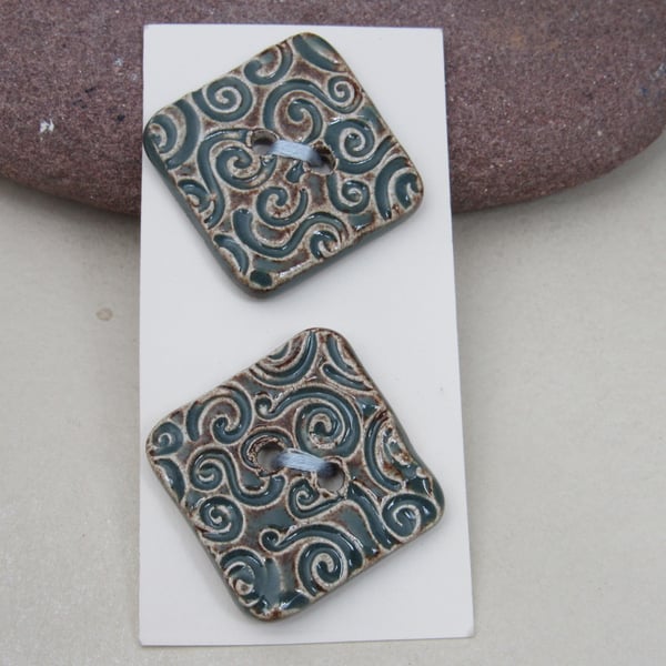 2 Large Sedge Green Spiral Texture Square Ceramic Buttons