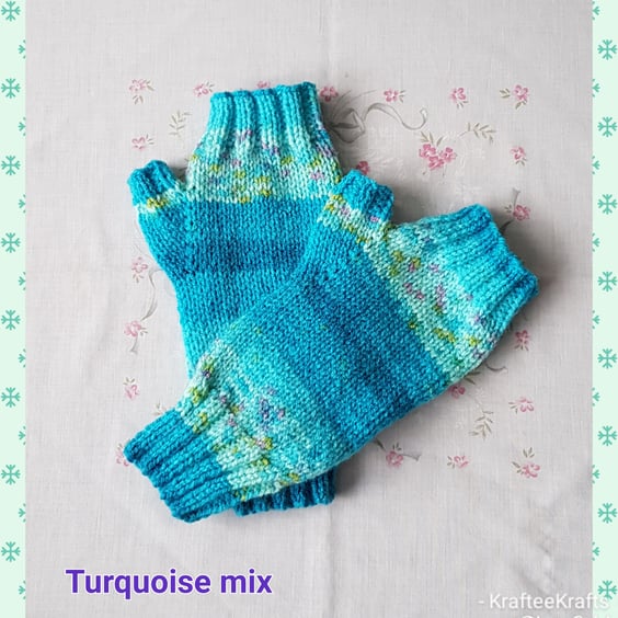 Turquouse Fingerless Mitts, hand-knitted, winter warmers