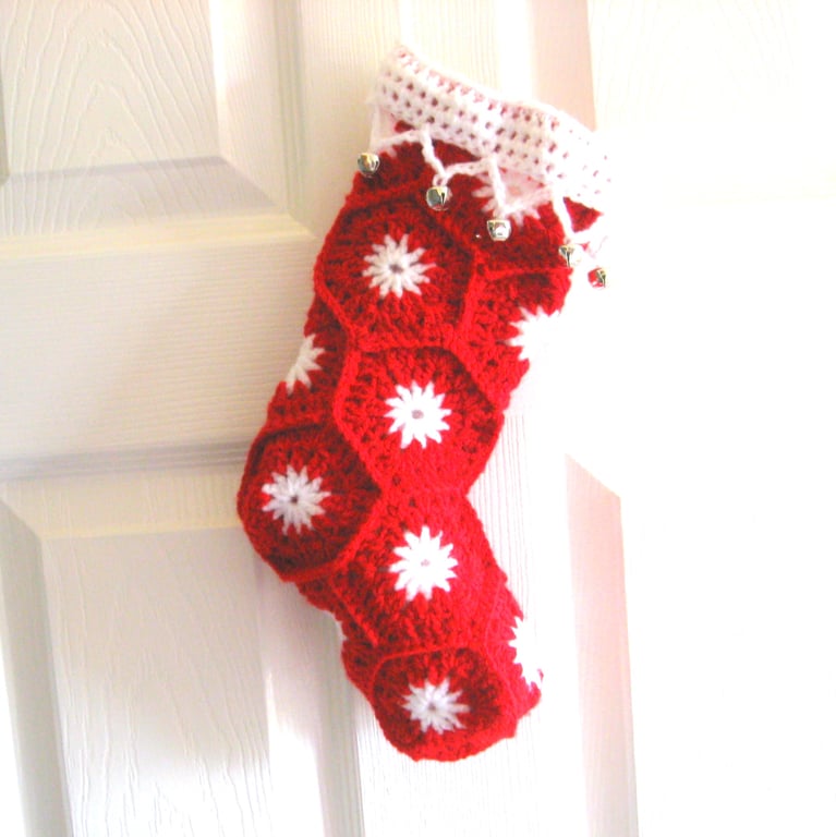 Christmas stocking crochet pattern. PDF. download.  Photo tutorial.