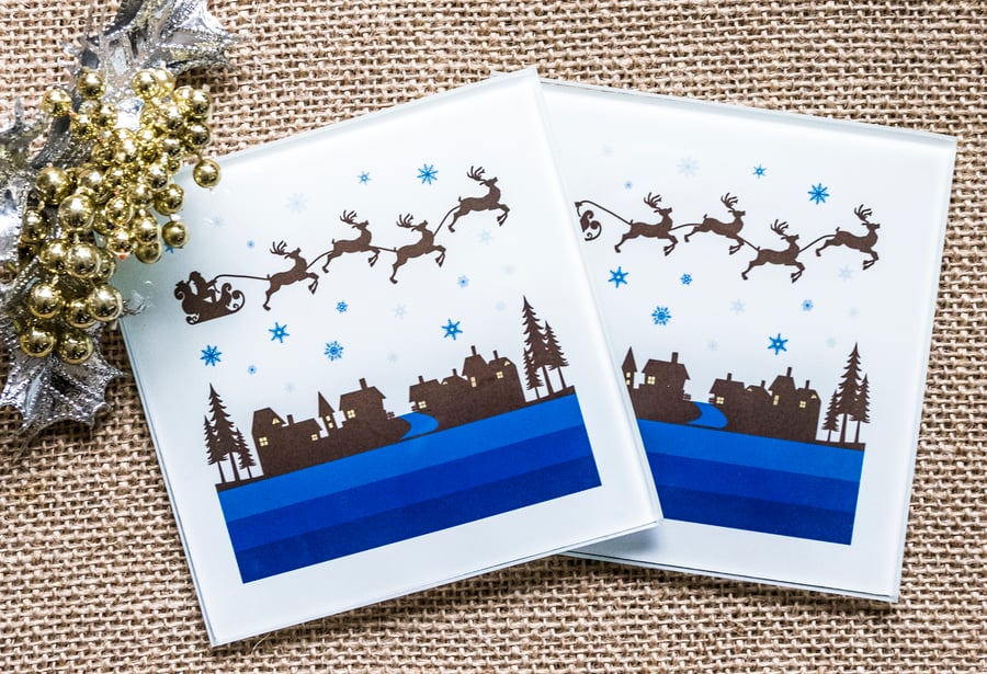 Glass Christmas Coaster Xmas reindeer Santa sleigh Father Christmas rooftops    