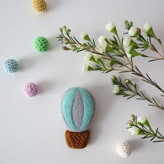 Seconds Sunday- Needle Felted 'Hot Air Balloon' Brooch-Marl Grey