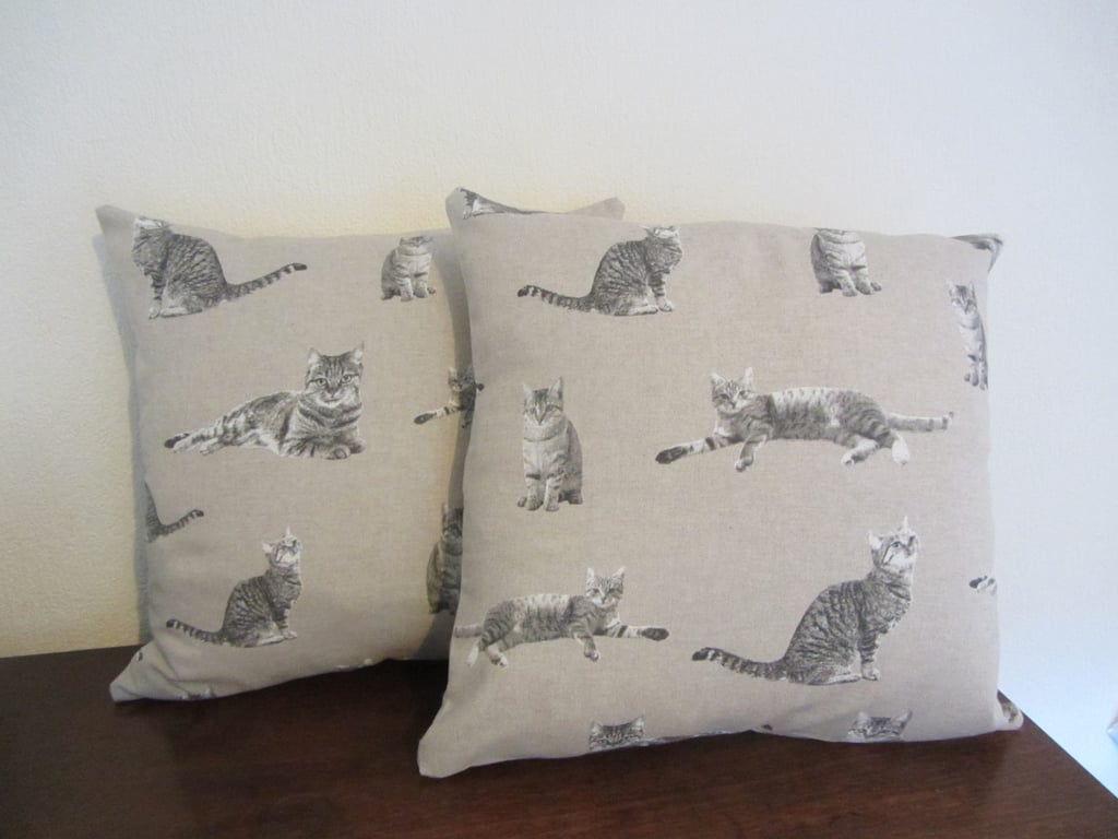 CAT PRINT CUSHION COVER  16 INCH