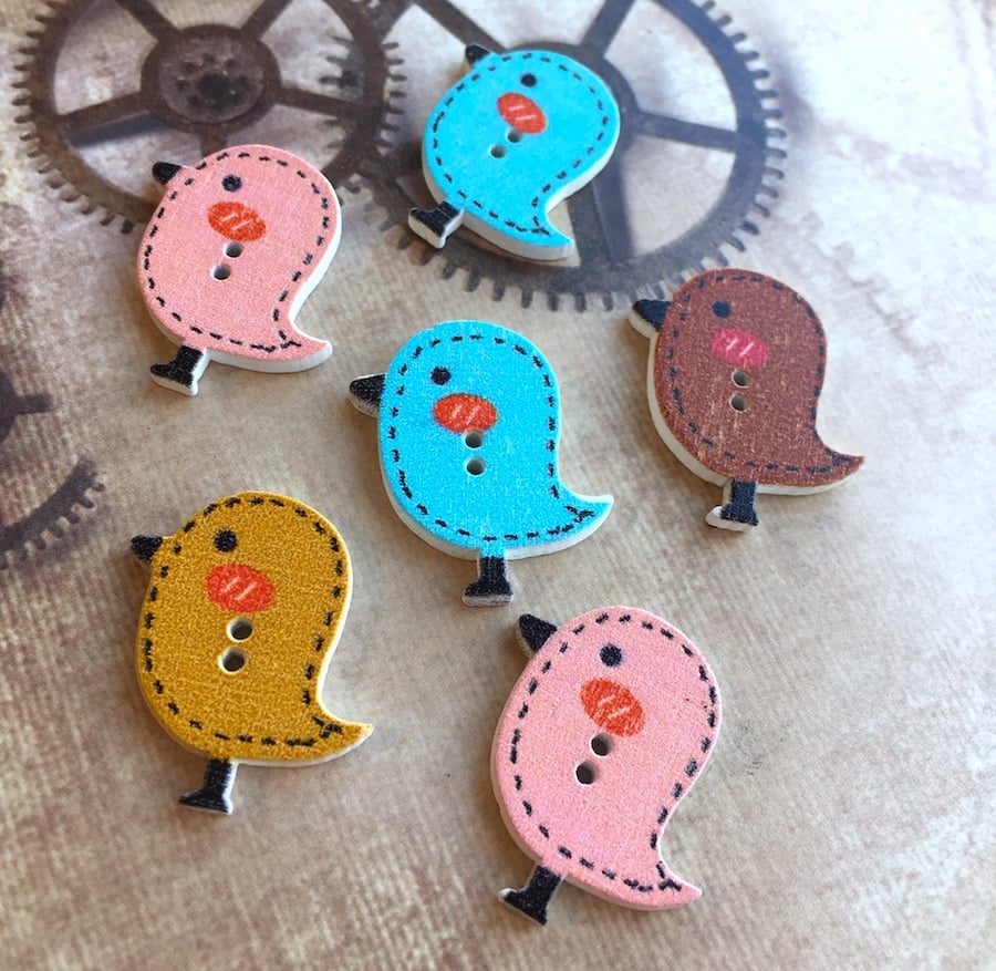 Pack of 10 - Wooden Buttons Birds for Sewing or Scrapbooking