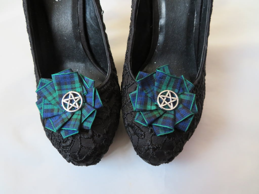 Black Watch Tartan Ruffle & Pentagram Shoe Clips - Gothic Witch Magic Wedding 